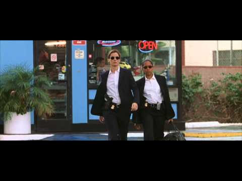 Miss. Congeniality 2: Armed and Fabulous - Walk...