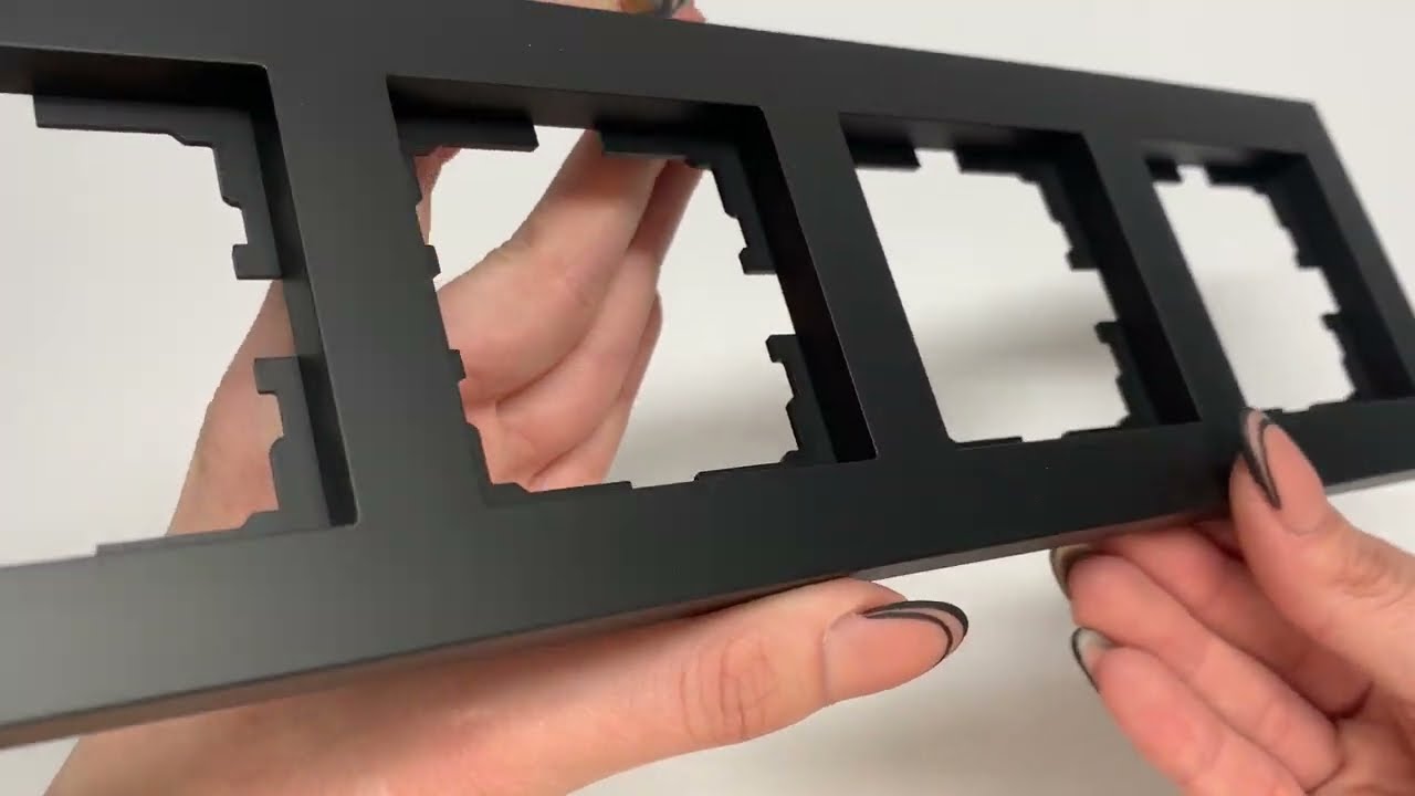 Рамка четверная горизонтальная LEZARD Vesna черная 742-4200-149