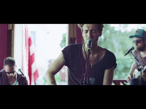 Paolo Nutini - Let Me Down Easy [Official Acoustic]