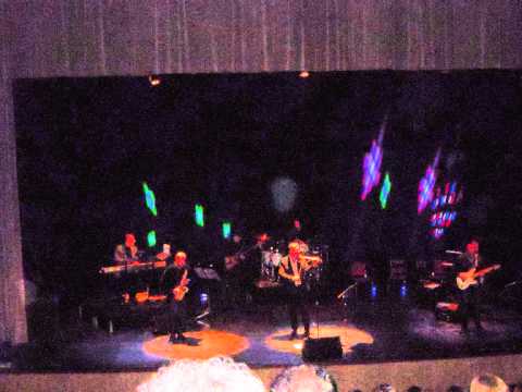 Pablo Estellés en Pontevedra - Livin´on a prayer (Bon Jovi)