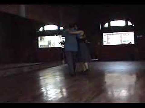  Eva Garlez  and  Walter Gonzalez  are  dancing  to  the  milonga  "  Milonga De Los Fortines  "