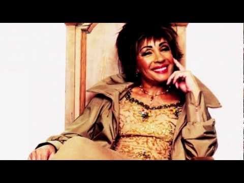 Dame Shirley Bassey - I Will Survive