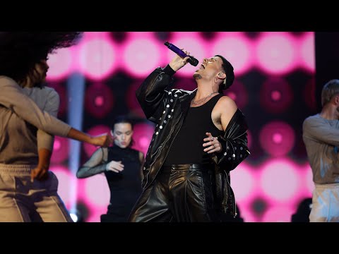 Mikel Herzog JR imita a Abraham Mateo en "Maníaca" - Tu Cara Me Suena