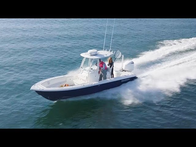 Full-Length Boat Review: Everglades 243cc