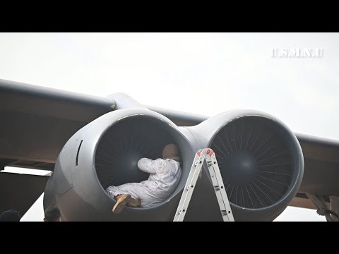 USAF Fixes Its Monstrously Large 8 Engines Bomber Boeing B-52 Stratofortress