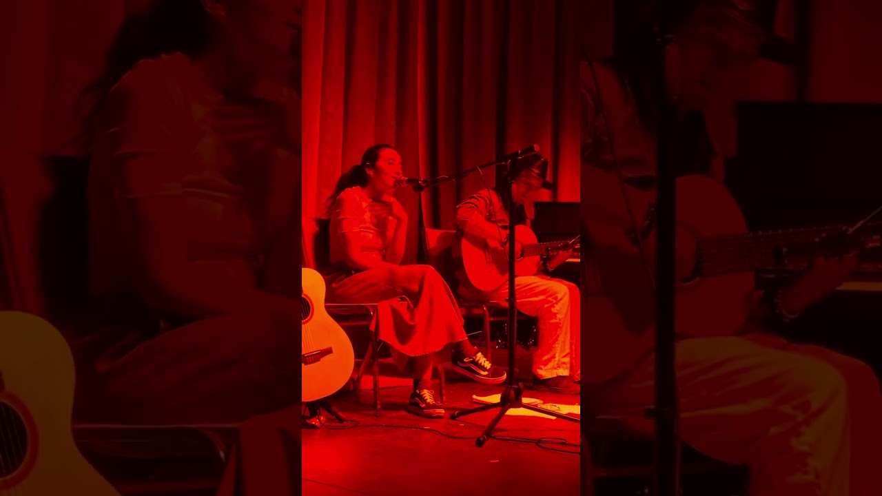 Promotional video thumbnail 2 for Luisa Güiza live music