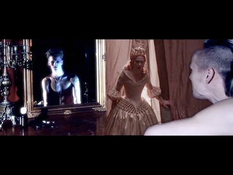 Mannequin Show - H.E.A.T ft Léa Seydoux