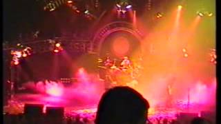 Motley Crue - Looks That Kill live in Toledo
