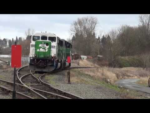 Two Train Meet @ Snohomish Junction - Snohomish, WA.