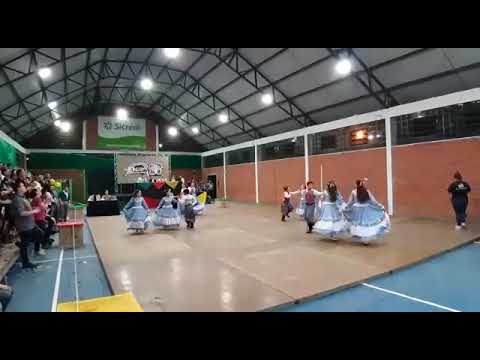 Invernada mirim do CTG Rincão da Alegria no Enart jovem, em Soledade