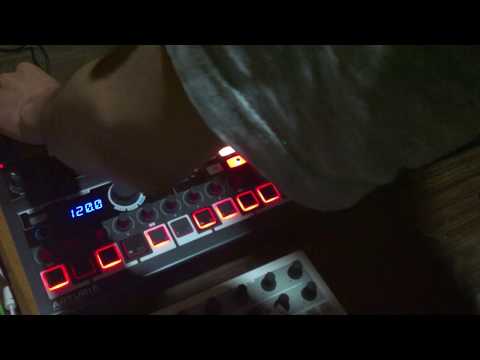 Arturia minibrute 2s