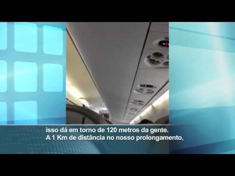Passageiro filma momento em que piloto explica possível colisão entre aviões