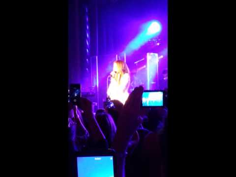 Thumbnail for CELINE DION @ Edison Ballroom 10/29 pt. 8 by Concert, Celine Dion, Y&T