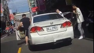 警察對猴子真好，這樣只罰$600（車牌已註銷，且車子還有貸款）