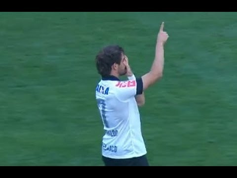 Gol de Alexandre Pato - Corinthians 2 x 0 Vitória - Brasileirão - 11/08/2013