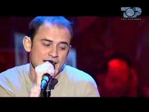 Gerti Gjoni - Lady in Red