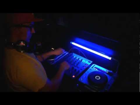 Bozoky vs. Lipoczy KatapultDJ, Andorboy & Gyetoo @ Retro2 Sláger Terem 2012|03|24