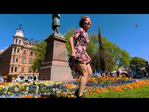 KÄÄRIJÄ & Miss Moonshine Dancing on the Esplanade - Finland’s EUROVISION Cha Cha Cha Grand Final