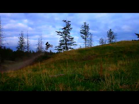 Freestyle Motocross session at Demelo's ranch