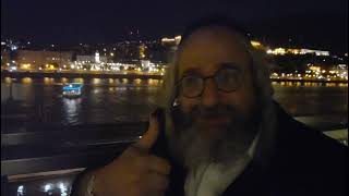 שביבי אור – קשר יום יומי, ביידיש עם מוהר"ן מברסלב – 100 – ליקוטי עצות המבואר ארץ ישראל אותיות י'-יב' (הרב מוטה פראנק) - התמונה מוצגת ישירות מתוך אתר האינטרנט יוטיוב. זכויות היוצרים בתמונה שייכות ליוצרה. קישור קרדיט למקור התוכן נמצא בתוך דף הסרטון