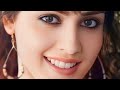 BEAUTIFUL ACTRESS GENELIA D SOUZA CLOSEUP