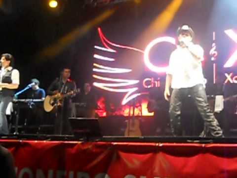 Chitãozinho e Xororo _ Meninos Passarinhos Em Uberaba Mg