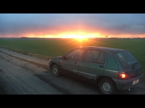 Renault Clio Анти обзор Рено Клио бензин 1.2 . Рено из нид фор спид мост вантед ( нет )