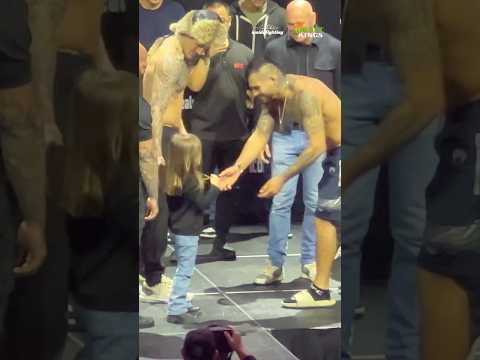Brendan Allen’s daughter SNUBS handshake with Anthony Hernandez at face-off 😤😂❤️ #ufcseattle