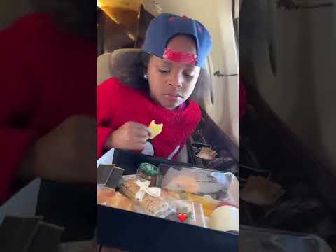 DIAMOND PLATNUMZ NA MTOTO WAKE PRINCESS TIFFAH WAKIELEKEA NAIROBI KENYA FOR A SHOW ||MAKHTINE G