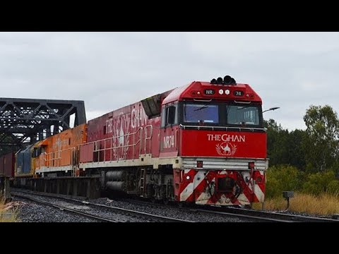 Chasing 7AM5 Intermodal Freight Train