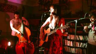 Anna Neale - Fire Fire (Live at Weyfest 2010)