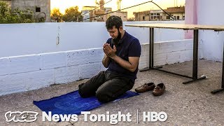 Video: One American Father's Journey to save his Children from ISIS Caliphate - Vice News