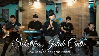 Download lagu SouQy - Seketika Jatuh Cinta (Live Session Teras Nada) mp3