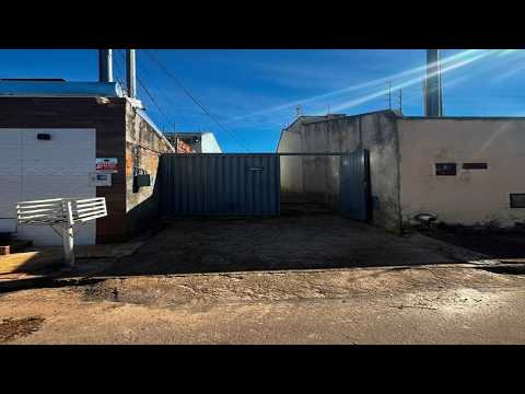 Aluga - se casa localizada no no Jardim Indaiá – Nerópolis - GO