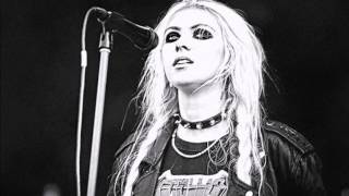 The Pretty Reckless - Sweet Things (Lyrics)