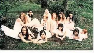 Mediæval Bæbes - Erthe upon Erthe