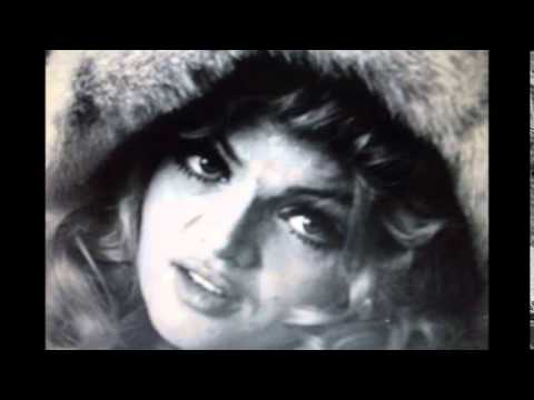 VIOETTA VlLLAS - Mechaniczna lalka