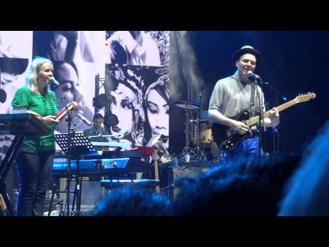 Belle and Sebastian - Get Me Away From Here, I'm Dying - The Gathering 2015