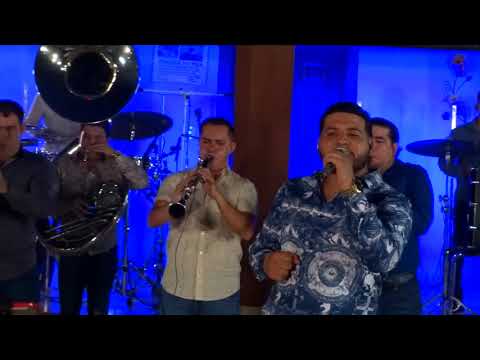 Corrido Del Indio (En Vivo) - Banda Corona Del Rey