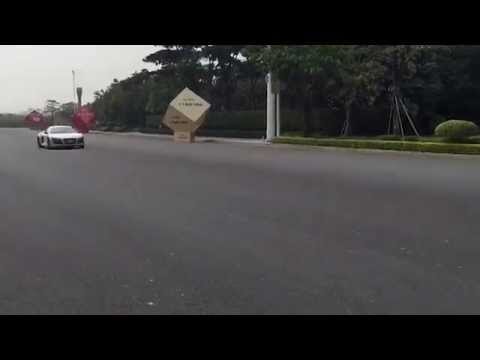 Extremely loud flyby of 2014 Audi R8 V10 w/ Armytrix Titanium Performance Exhaust