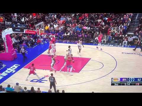 Kristaps Porzingis brutally slams it on Anthony Davis!💥