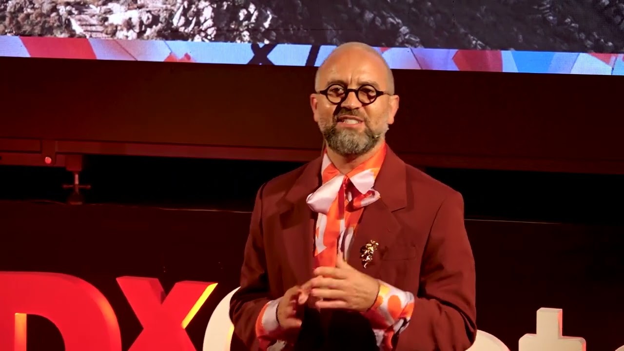 Il design dei luoghi "non comuni" | Antonio Aricò | TEDxCrotone