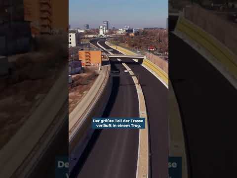 BERLIN: Neuer Abschnitt der Stadtautobahn A100 eröffnet – Proteste gegen Weiterbau! #shorts