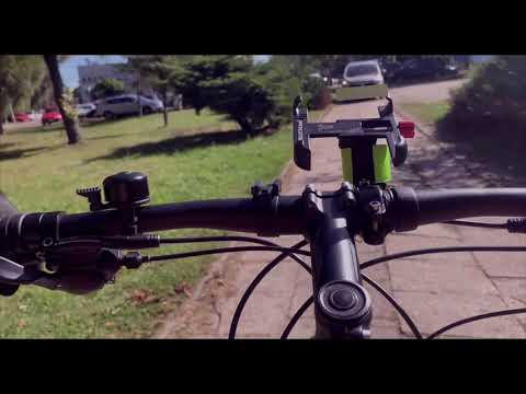 StopCham Częstochowa - Bardzo ruchliwy chodnik „Jazda samochodem po chodniku”