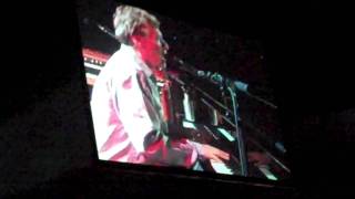 Sleeping in the Ground - Eric Clapton &amp; Steve Winwood - United Center, Chicago 6/17/2009