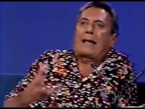 Agildo Ribeiro no Jô Soares Onze e Meia  -  Causo da gordinha vendedora de enciclopédia