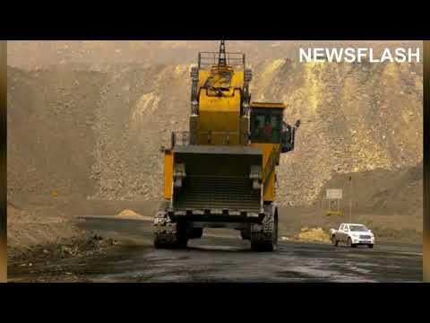 China Builds 700-Ton Super Digger