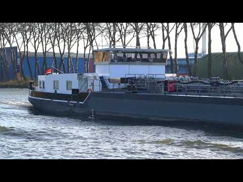 ⚓️'EVENTUM' tankschip uit Greffern, 04812030, gespot 18 12 2020