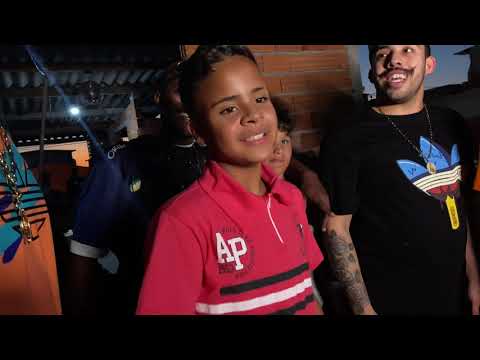 Medley - Mc Mello, Mc Marks, Mc Robs, Mc RK, Mc Moreno Do Araca, Mc Don, Mc Luzinho