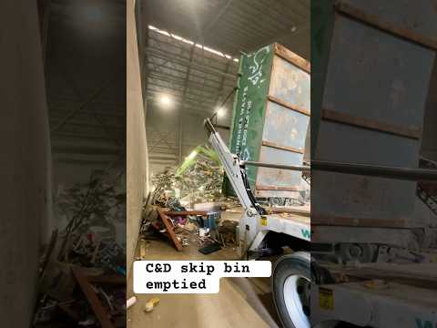 C&D skip bin emptied! #skipbinhire #truck #garbagebin #waste